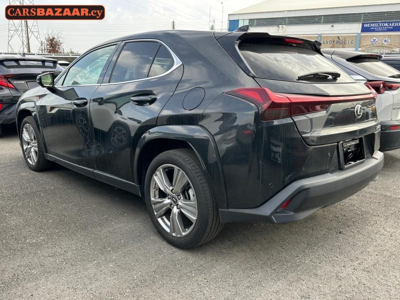 Lexus UX250H