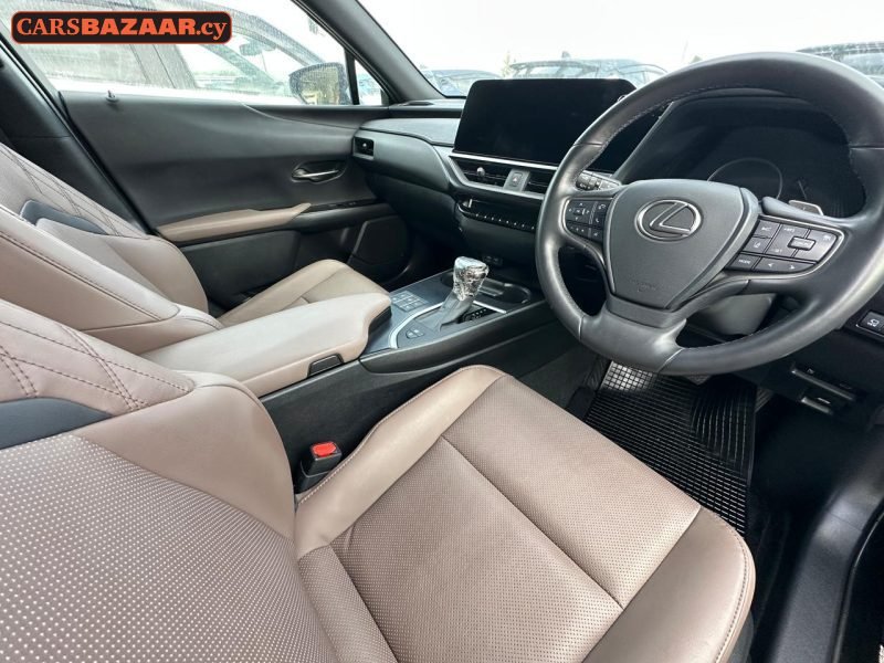 Lexus UX250H