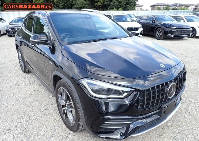 Mercedes-Benz GLA35 AMG Line