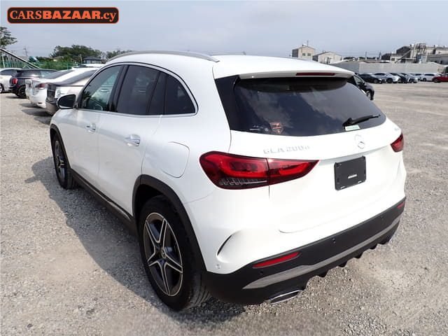 Mercedes-Benz GLA200d AMG Line 
