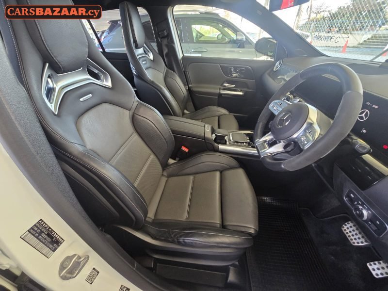 Mercedes-Benz GLA35 AMG Line