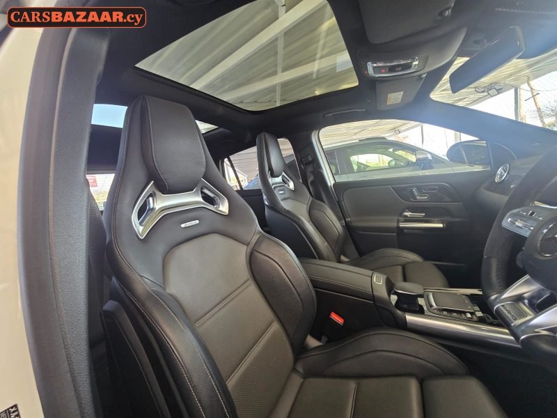 Mercedes-Benz GLA35 AMG Line