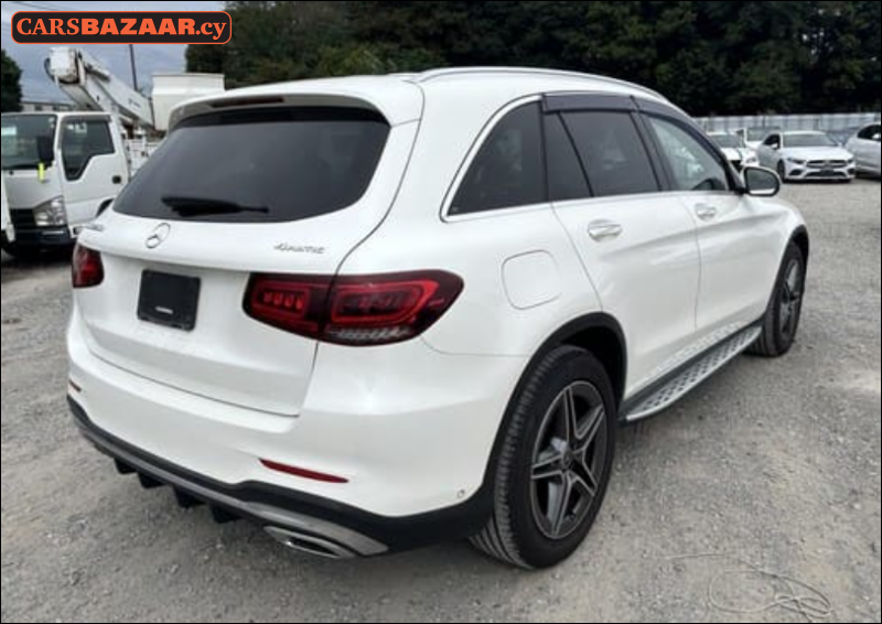Mercedes-Benz GLC220d AMG Line