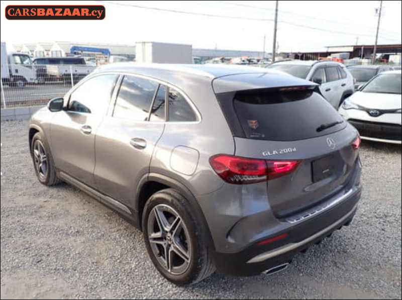 Mercedes-Benz GLA200d AMG Line 