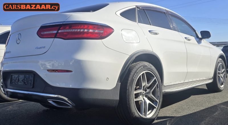 Mercedes-Benz C220d AMG Line	