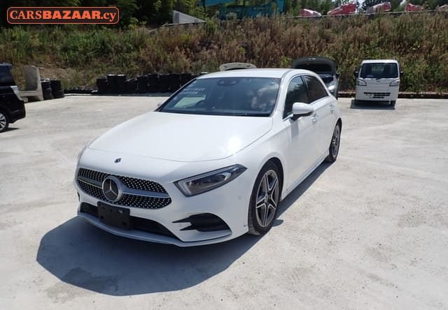 Mercedes-Benz A200d AMG Line