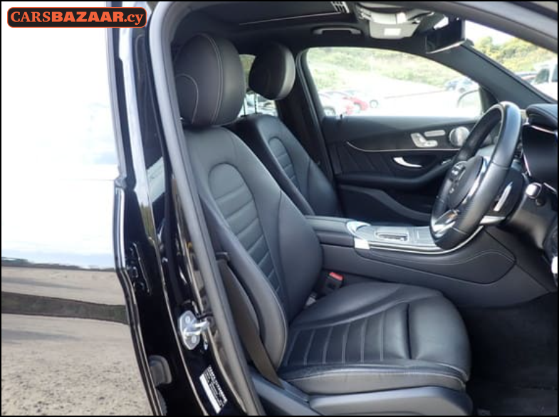 Mercedes-Benz GLC300 AMG Line