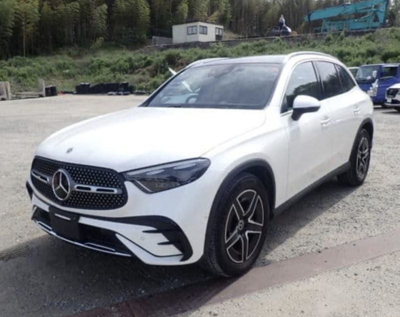 Mercedes-Benz GLC220d AMG Line