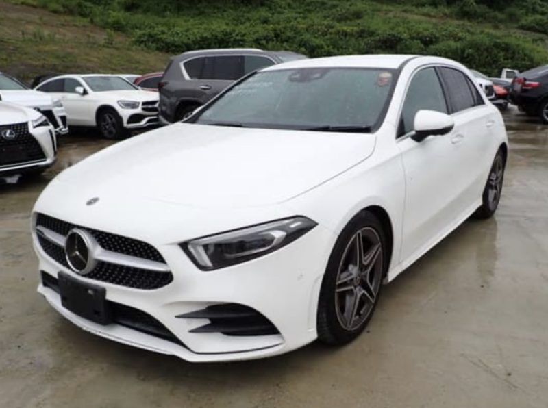 Mercedes-Benz A200d AMG Line