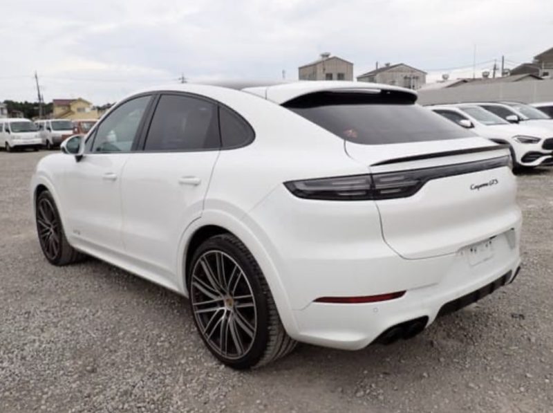 Porsche Cayenne GTS 
