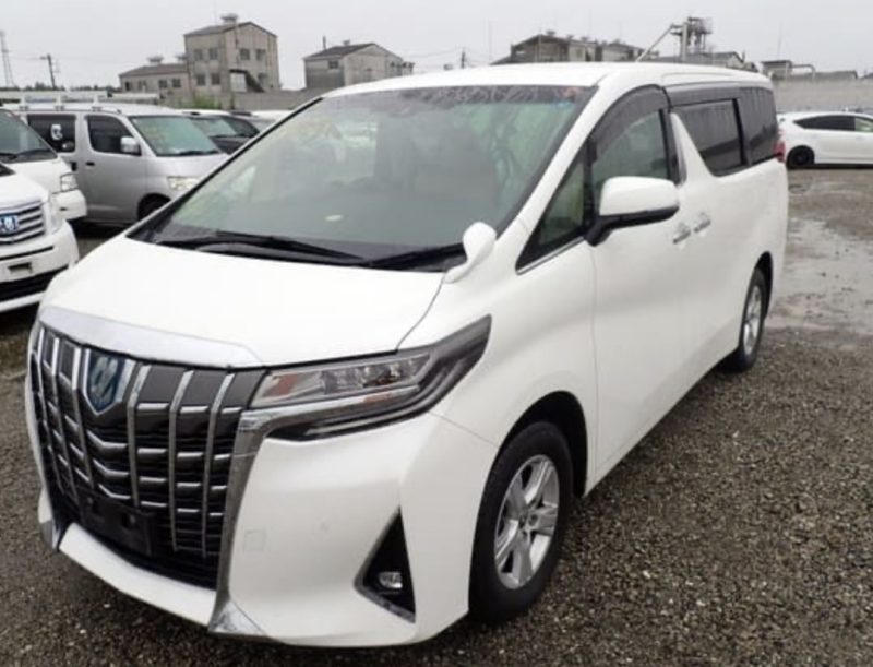 Toyota Alphard 